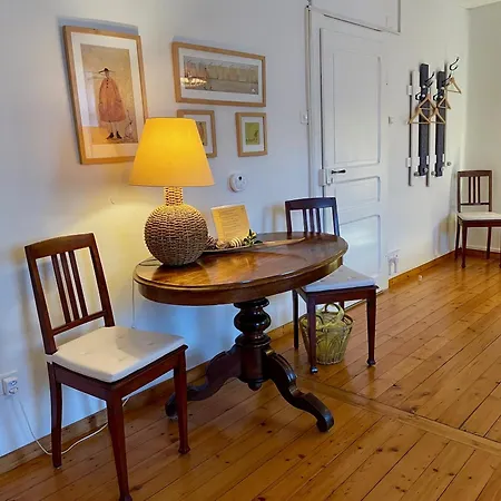 1912 - Wooden - Old Town *