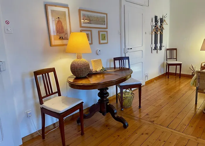 1912 - Wooden - Old Town *